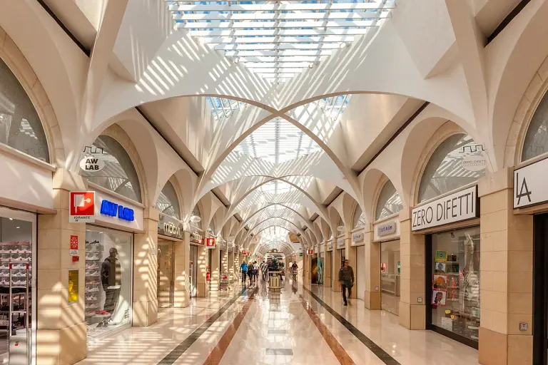 Il centro commerciale Porte dello Jonio